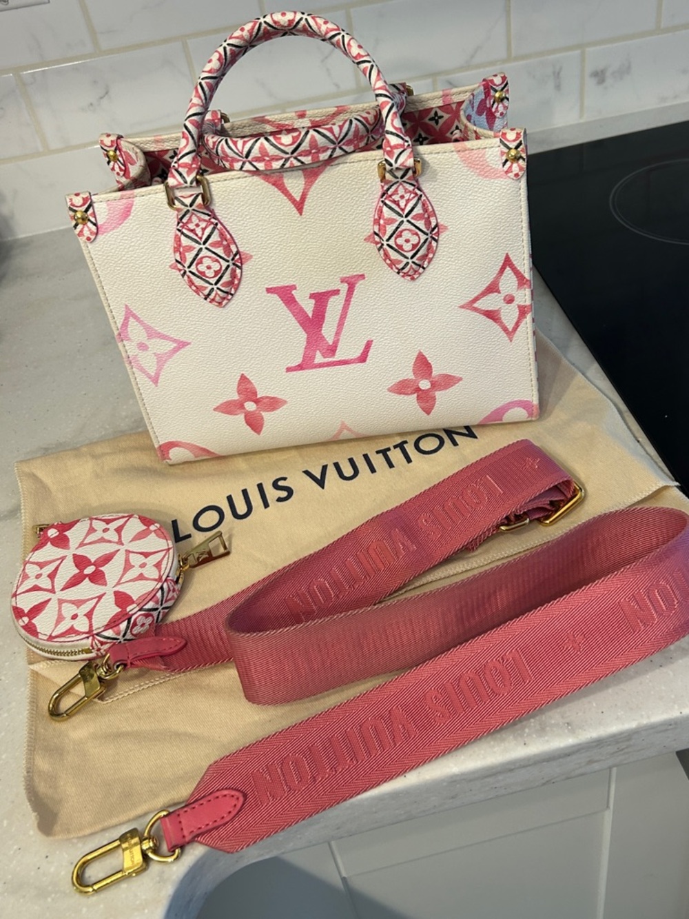 🌸sale🌸Louis Vuitton OTG ByThePool PM